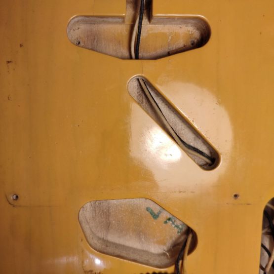 Fender AVRI '52 Telecaster Butterscotch Blonde 1988 USA электрогитара