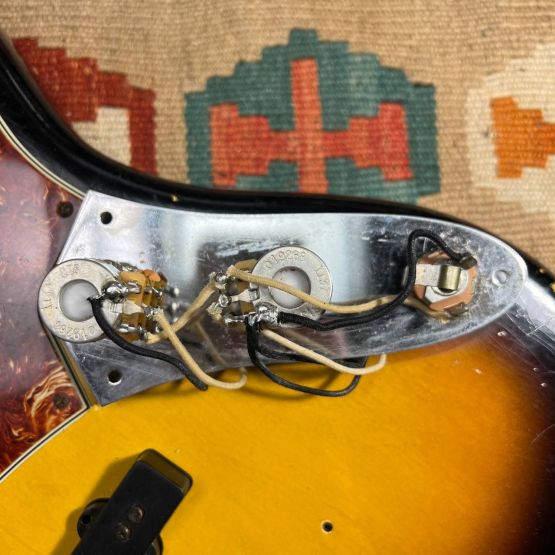 Fender Custom Shop Time Machine 1960 Relic Jazz Bass Faded 3-Color Sunburst 2012 USA