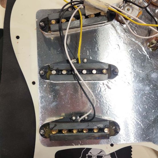 Fender Standard Stratocaster Arctic White 2015 Mexico электрогитара