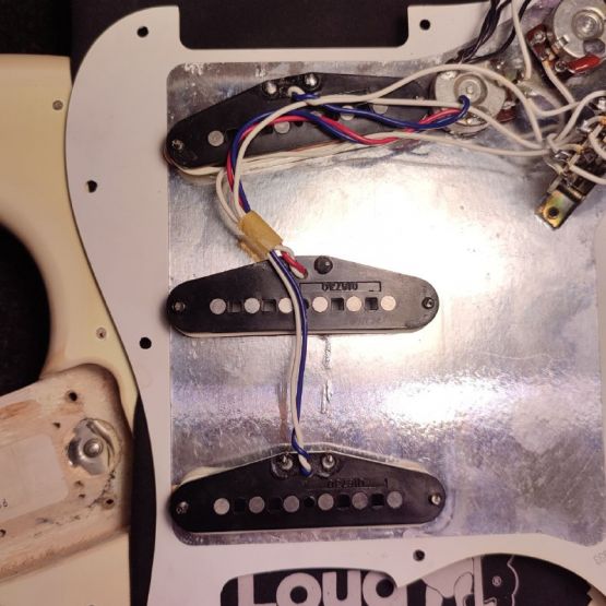 Fender American Standard Stratocaster Arctic White 1993 USA электрогитара