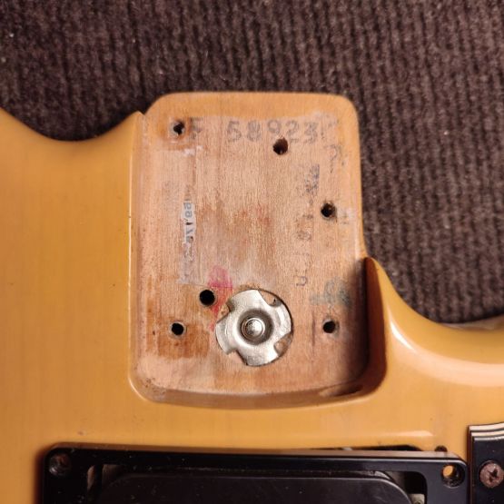 Fender American Special Toronado HH Butterscotch Blonde 2002 USA электрогитара