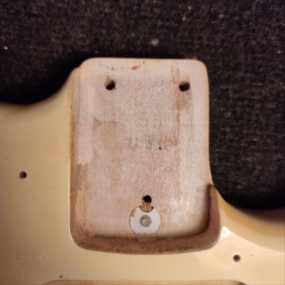 Fender ST72-55 Stratocaster Olympic White 1985 Japan электрогитара