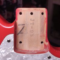 ‌Fender JT-95 Jag-Stang Fiesta Red 1997 Japan электрогитара