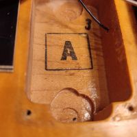 Gibson Explorer CMT w/ Kahler Tremolo Antique Natural 1983 USA электрогитара