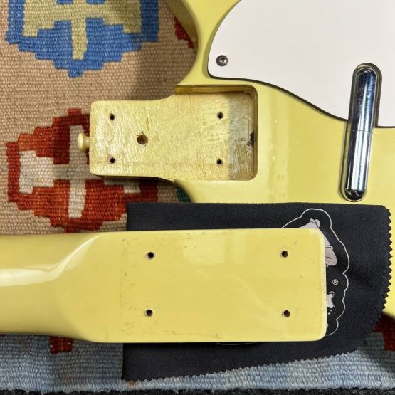 Danelectro '59 DC Daddy-O Yellow 1990's Korea электрогитара
