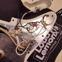 Fender American Standard Stratocaster Olympic White 2008 USA электрогитара