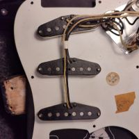 Fender AVRI '57 Stratocaster Black 1993 USA электрогитара