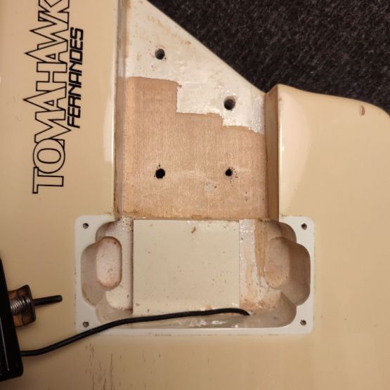 Fernandes Tomahawk Headless Bass Pearl White 1980's Japan бас-гитара