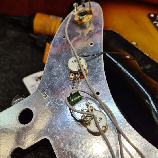 Fender Jazzmaster JM66 CIJ 2006 Sunburst Japan электрогитара