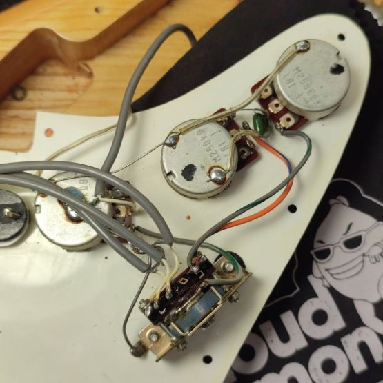 Greco SE500N Super Sounds Stratocaster Natural 1979 Japan электрогитара