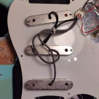 Squier Affinity Strat Surf Green 2002 China электрогитара