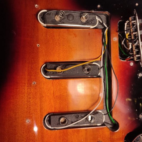 Squier Classic Vibe Bass VI Sunburst 2020 Indonesia бас-гитара