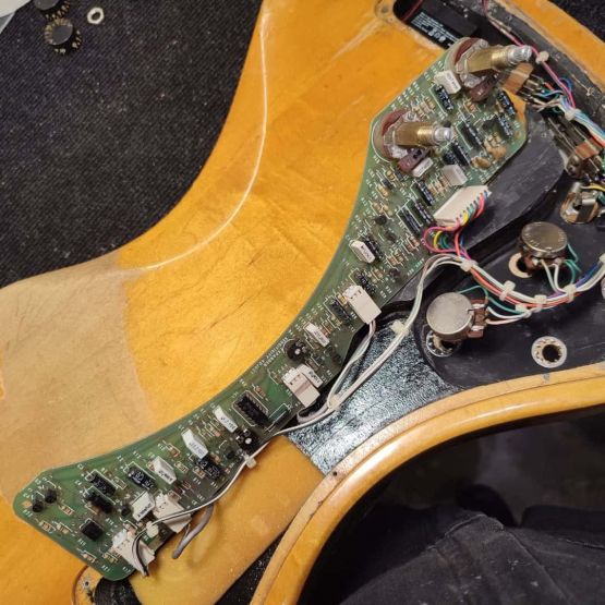 Gibson RD Artist Bass Natural 1978 USA бас-гитара