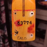 Fender Limited Edition AVRI '57 Stratocaster Candy Apple Red 2011 USA элетрогитара