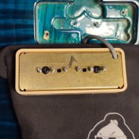 ‌Ernie Ball Music Man Axis Super Sport MM90 Translucent Blue 2012 USA электрогитара