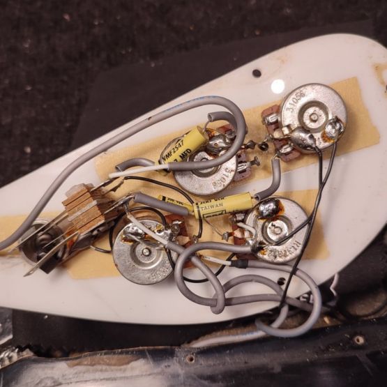 Rickenbacker 4001 Jetglo 1982 USA бас-гитара