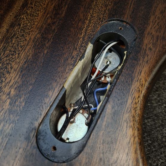 Fender Modern Player Jaguar Walnut 2011 China электрогитара
