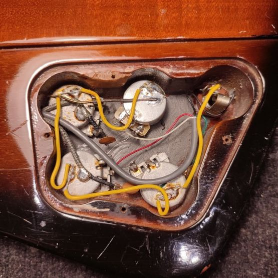 Gibson Firebird V Vintage Sunburst 1996 USA электрогитара