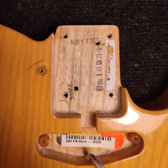 Fender AVRI '52 Telecaster Butterscotch Blonde 2006 USA электрогитара