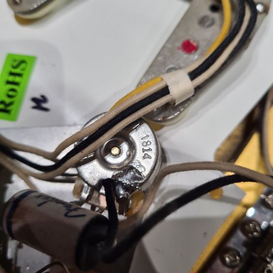 Fender Custom Shop Jimmie Vaughan Stratocaster Aztec Gold Relic 2018 USA электрогитара