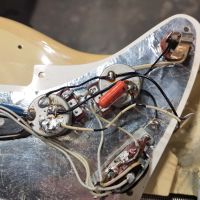 Fender American Standard Stratocaster Dan Smith Vintage White 1983 USA электрогитара