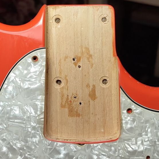 Fender MB98-70SD Mustang Bass Fiesta Red 1999 Japan бас-гитара