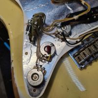 Fender Custom Shop Stratocaster 1969 Heavy Relic Aged Vintage White 2013 USA электрогитара
