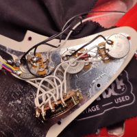 Fender American Standard Stratocaster Chrome Red 2002 USA электрогитара