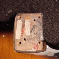 Fender AVRI '57 Stratocaster Two-сolor Sunburst 1997 USA электрогитара