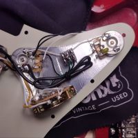 Fender Traditional II 60s Stratocaster Dakota Red 2020 Japan электрогитара