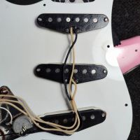 Fender ST62 Stratocaster Relic Shell Pink 1993 Japan w/ AVRI '62 pickups электрогитара