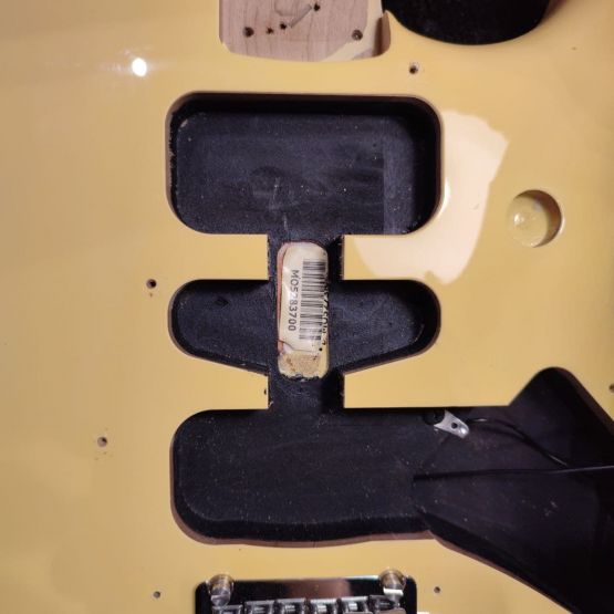 Fender Player Stratocaster HSS Buttercream 2021 Mexico электрогитара