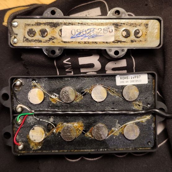 Ernie Ball Music Man StingRay 3 EQ w/ Seymour Duncan Pickups Natural Velvet 1996 USA бас-гитара