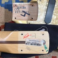 Fender American Performer Mustang Vintage White 2018 USA электрогитара