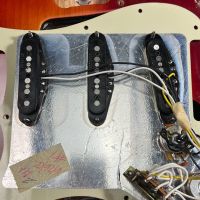 Fender American Deluxe Stratocaster Aged Cherry Burst 2002 USA электрогитара