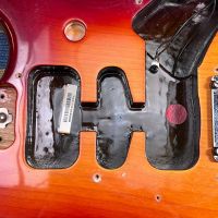 Fender American Deluxe Stratocaster Aged Cherry Burst 2002 USA электрогитара