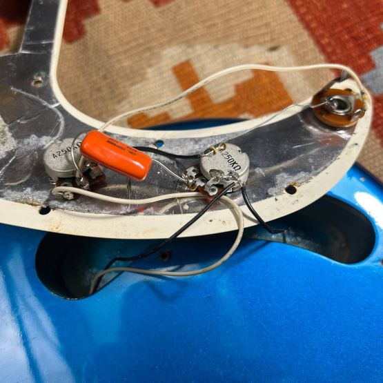 Fender PB-38 Precision Bass Lake Placid Blue 1993 Japan бас-гитара