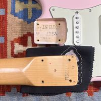 Fender FSR Traditional II '60s Left-Handed Stratocaster Shell Pink 2026 Japan электрогитара