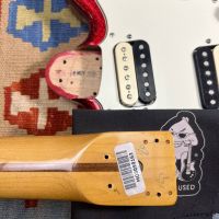 Fender Pawn Shop Super-Sonic Apple Red Flake 2012 Mexico электрогитара