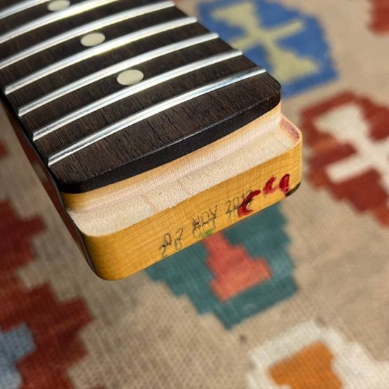 Fender Pawn Shop Super-Sonic Apple Red Flake 2012 Mexico электрогитара