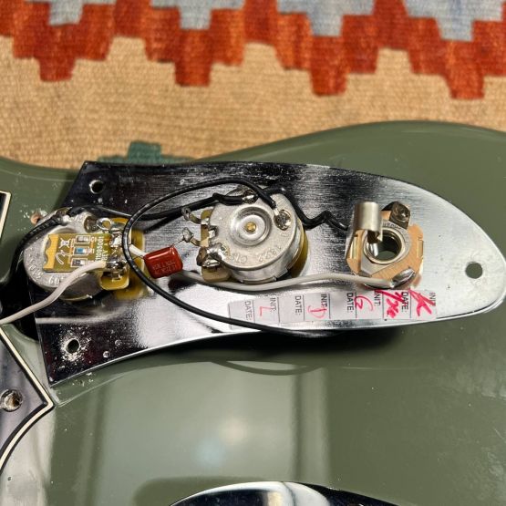 Fender American Professional Jaguar Antique Olive 2018 USA электрогитара