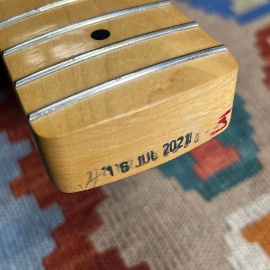 Fender Player Precision Bass Buttercream 2021 Mexico бас-гитара
