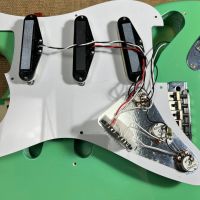 Fender ST-57 Stratocaster Surf Green 2010 Japan электрогитара
