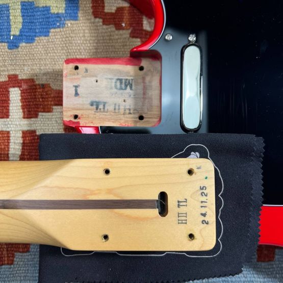 Fender Hybrid II Telecaster Modena Red 2025 Japan электрогитара
