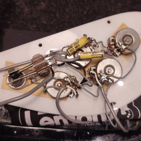 Rickenbacker 4001 Jetglo 1977 USA бас-гитара
