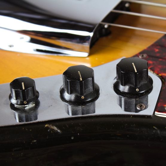 Fender Jazz Bass Sunburst 1972 USA бас-гитара