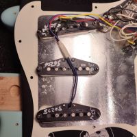 Fender FSR Limited Edition American Standard Stratocaster with Matching Headstock Daphne Blue 2009 USA электрогитара