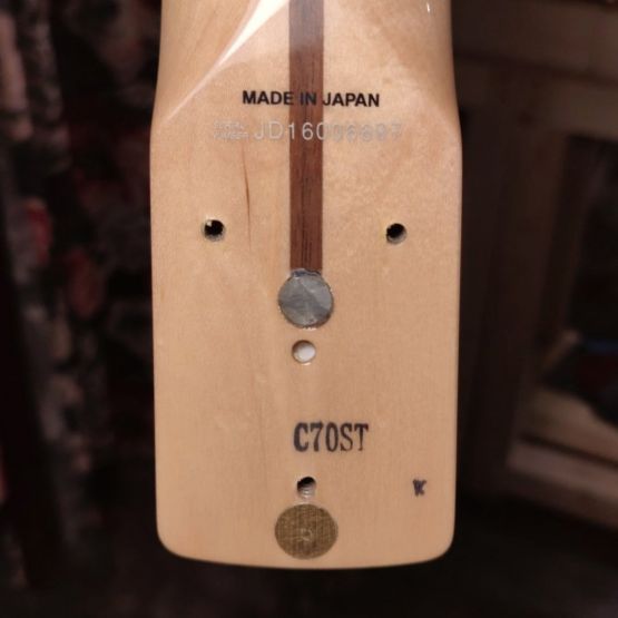 Fender Japan Exclusive '70s Stratocaster Vintage White 2016 Japan электрогитара