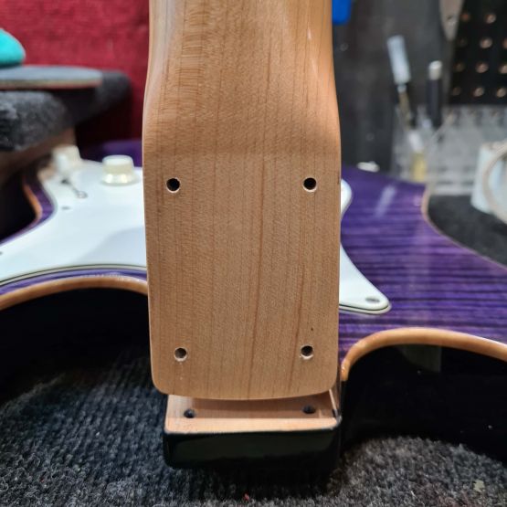 Suhr Pro Series - S3 Trans Purple 2010 USA электрогитара