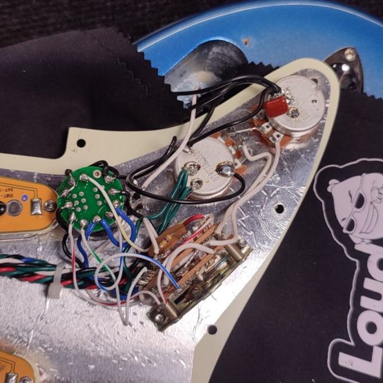 Fender American Elite Stratocaster Sky Burst Metallic 2016 USA электрогитара